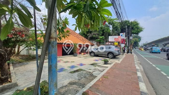 Area Ramai! Komersial Dijual di Cempaka Putih untuk Bisnis Luas Bangunan 201m2 Area Ramai! Komersial Dijual di Cempaka Putih untuk Bisnis Luas Bangunan 201m2