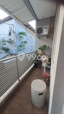 Rumah Modern Cantik 3 KT Bisa Langsung Pindah di Duren Sawit Rumah Modern Cantik 3 KT Bisa Langsung Pindah di Duren Sawit