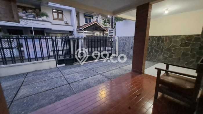 Hunian Mewah LB 213m2 Siap Huni Desain Elegan di Rawamangun, Jakarta Timur Hunian Mewah LB 213m2 Siap Huni Desain Elegan di Rawamangun, Jakarta Timur