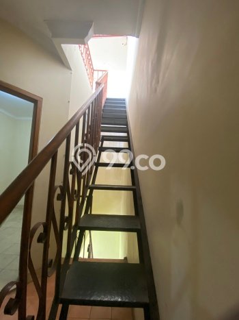 Siap Huni Rumah Mewah 10 Kamar di Tebet Dekat ke Mana Pun Siap Huni Rumah Mewah 10 Kamar di Tebet Dekat ke Mana Pun