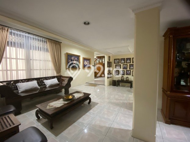 Rumah Luxury Modern Siap Huni di Kayu Putih Jakarta Timur Rumah Luxury Modern Siap Huni di Kayu Putih Jakarta Timur