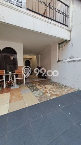Dijual Rumah Luas Elegan Dengan View Eksklusif di Rawamangun, Jakarta Timur Dijual Rumah Luas Elegan Dengan View Eksklusif di Rawamangun, Jakarta Timur