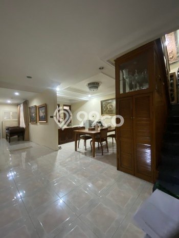 Rumah Luxury Modern Siap Huni di Kayu Putih Jakarta Timur Rumah Luxury Modern Siap Huni di Kayu Putih Jakarta Timur