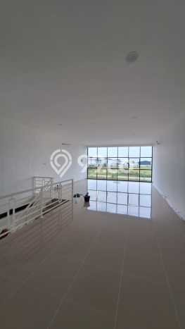 Gudang paling strategis disewakan di Legok Tangerang Gudang paling strategis disewakan di Legok Tangerang