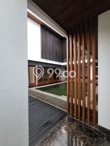 Rumah Luxury Modern Tanpa Renovasi di Pondok Indah Jakarta Selatan Rumah Luxury Modern Tanpa Renovasi di Pondok Indah Jakarta Selatan