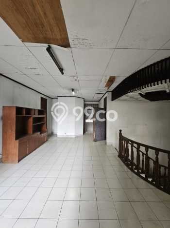 Dijual Rumah Mewah Elegan Dengan View Cantik di Senayan, Jakarta Selatan Dijual Rumah Mewah Elegan Dengan View Cantik di Senayan, Jakarta Selatan