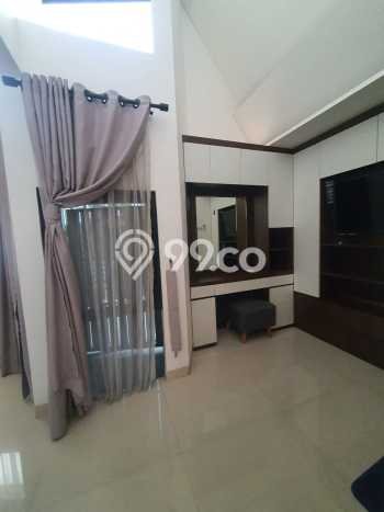 Jual Rumah Eksklusif 4 KT di Rempoa, Tangerang Jual Rumah Eksklusif 4 KT di Rempoa, Tangerang