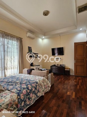 Rumah Mewah LB 650m2 Siap Pakai Desain Elegan di Cipete, Jakarta Selatan Rumah Mewah LB 650m2 Siap Pakai Desain Elegan di Cipete, Jakarta Selatan