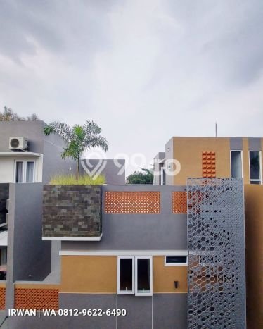 Rumah Modern Minimalis 4 KT Siap Huni di Jagakarsa Rumah Modern Minimalis 4 KT Siap Huni di Jagakarsa