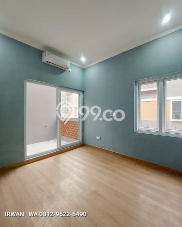 Rumah Modern Minimalis 4 KT Siap Huni di Jagakarsa Rumah Modern Minimalis 4 KT Siap Huni di Jagakarsa