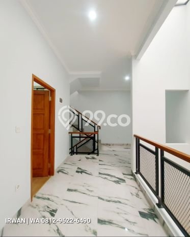 Rumah Modern Minimalis 4 KT Siap Huni di Jagakarsa Rumah Modern Minimalis 4 KT Siap Huni di Jagakarsa