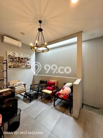 Hunian Mewah LB 221m2 Siap Huni Desain Elegan di Ampera, Jakarta Selatan Hunian Mewah LB 221m2 Siap Huni Desain Elegan di Ampera, Jakarta Selatan