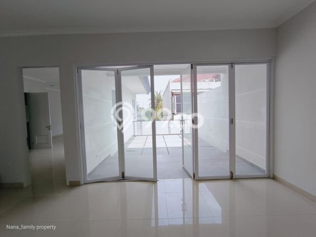 Rumah Elit LB 400m2 Siap Huni Desain Elegan di Bintaro, Jakarta Selatan Rumah Elit LB 400m2 Siap Huni Desain Elegan di Bintaro, Jakarta Selatan