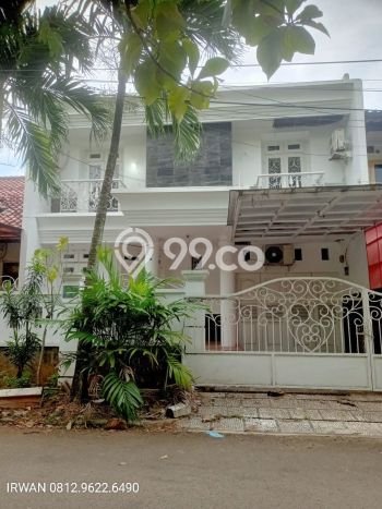 Dijual Rumah Eksklusif 4 KT di Cirendeu, Jakarta Selatan Dijual Rumah Eksklusif 4 KT di Cirendeu, Jakarta Selatan