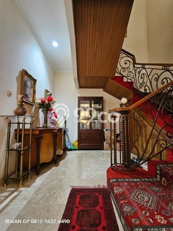 Rumah Mewah LB 650m2 Siap Pakai Desain Elegan di Cipete, Jakarta Selatan Rumah Mewah LB 650m2 Siap Pakai Desain Elegan di Cipete, Jakarta Selatan