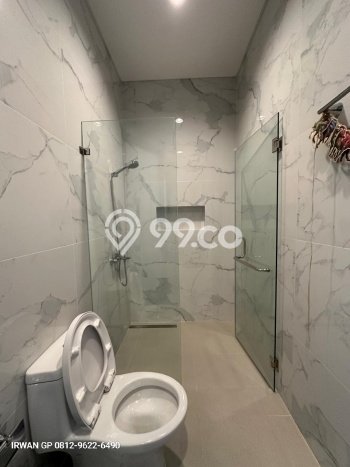 Ready to Use! Premium House LT 364m2 Desain Elegan di Mega Kuningan Ready to Use! Premium House LT 364m2 Desain Elegan di Mega Kuningan