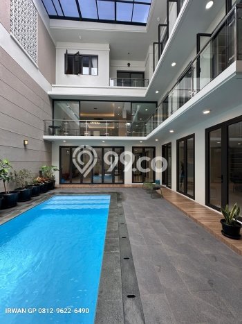 Ready to Use! Premium House LT 364m2 Desain Elegan di Mega Kuningan Ready to Use! Premium House LT 364m2 Desain Elegan di Mega Kuningan