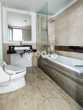 Rumah Luxury Modern Tanpa Renovasi di Pondok Indah Jakarta Selatan Rumah Luxury Modern Tanpa Renovasi di Pondok Indah Jakarta Selatan