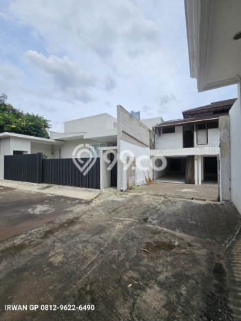 Dijual Rumah Mewah Elegan Dengan View Cantik di Senayan, Jakarta Selatan Dijual Rumah Mewah Elegan Dengan View Cantik di Senayan, Jakarta Selatan
