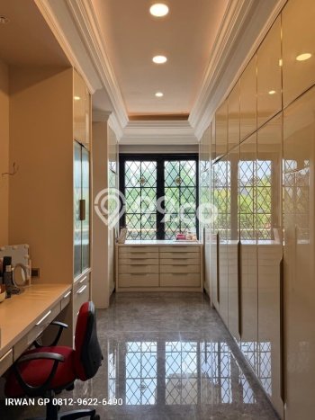 Siap Huni Hunian Elit 7 Kamar di Cempaka Putih Dekat ke Mana Pun Siap Huni Hunian Elit 7 Kamar di Cempaka Putih Dekat ke Mana Pun