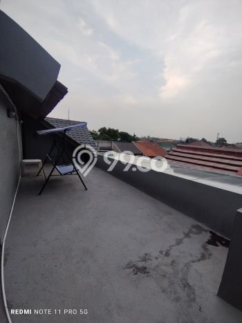 Rumah Luxury Modern Tanpa Renovasi di Joglo Jakarta Barat Rumah Luxury Modern Tanpa Renovasi di Joglo Jakarta Barat