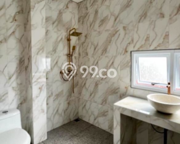 Ready to Use! Premium House LT 200m2 Desain Modern di Cinere Ready to Use! Premium House LT 200m2 Desain Modern di Cinere