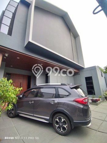 Rumah Luxury Modern Tanpa Renovasi di Joglo Jakarta Barat Rumah Luxury Modern Tanpa Renovasi di Joglo Jakarta Barat