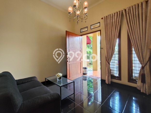 For Sale! Luxury House LT 600m2 Desain Elegan di Cirendeu For Sale! Luxury House LT 600m2 Desain Elegan di Cirendeu