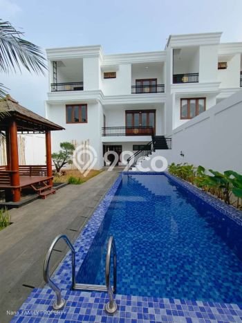Siap Huni Rumah Mewah 6 Kamar di Pesanggrahan Dekat ke Mana Pun Siap Huni Rumah Mewah 6 Kamar di Pesanggrahan Dekat ke Mana Pun