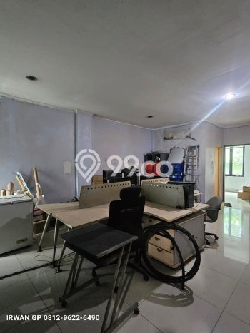 Area Ramai! Kantor Dijual di Menteng untuk Bisnis Luas Bangunan 400m2 Area Ramai! Kantor Dijual di Menteng untuk Bisnis Luas Bangunan 400m2