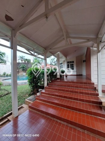 Ready to Use! Luxury House LT 1816m2 Desain Elegan di Menteng Dalam Ready to Use! Luxury House LT 1816m2 Desain Elegan di Menteng Dalam