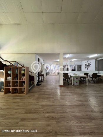 Kantor Dijual di Jakarta Selatan LT 1165m2 & LB 452m2 Lokasi Terbaik! Kantor Dijual di Jakarta Selatan LT 1165m2 & LB 452m2 Lokasi Terbaik!
