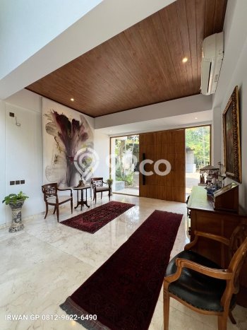 Jual Rumah Luas Elegan Dengan View Eksklusif di Bintaro, Jakarta Selatan Jual Rumah Luas Elegan Dengan View Eksklusif di Bintaro, Jakarta Selatan