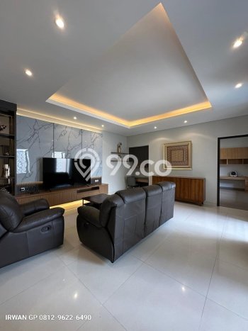 Ready to Use! Premium House LT 364m2 Desain Elegan di Mega Kuningan Ready to Use! Premium House LT 364m2 Desain Elegan di Mega Kuningan