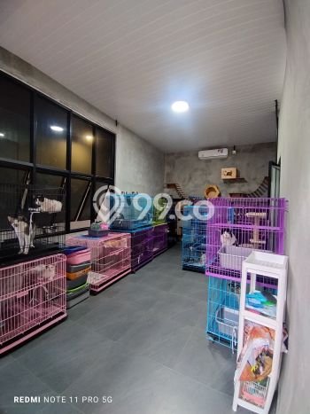 Rumah Luxury Modern Tanpa Renovasi di Joglo Jakarta Barat Rumah Luxury Modern Tanpa Renovasi di Joglo Jakarta Barat