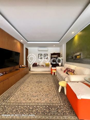 Jual Rumah Luas Elegan Dengan View Eksklusif di Bintaro, Jakarta Selatan Jual Rumah Luas Elegan Dengan View Eksklusif di Bintaro, Jakarta Selatan
