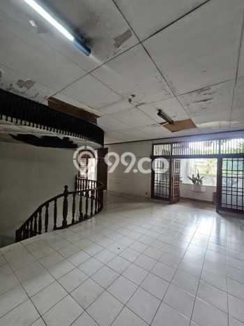 Dijual Rumah Mewah Elegan Dengan View Cantik di Senayan, Jakarta Selatan Dijual Rumah Mewah Elegan Dengan View Cantik di Senayan, Jakarta Selatan