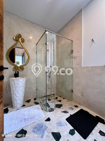 Jual Rumah Luas Elegan Dengan View Eksklusif di Bintaro, Jakarta Selatan Jual Rumah Luas Elegan Dengan View Eksklusif di Bintaro, Jakarta Selatan