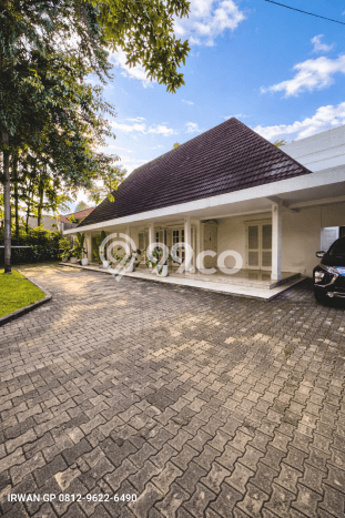 Rumah Elit LB 600m2 Siap Pakai Desain Elegan di Sudirman, Jakarta Selatan Rumah Elit LB 600m2 Siap Pakai Desain Elegan di Sudirman, Jakarta Selatan