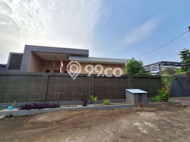 Rumah Mewah LB 400m2 Siap Huni Desain Elegan di Petukangan, Jakarta Selatan Rumah Mewah LB 400m2 Siap Huni Desain Elegan di Petukangan, Jakarta Selatan