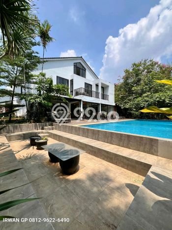 Jual Rumah Luas Elegan Dengan View Eksklusif di Bintaro, Jakarta Selatan Jual Rumah Luas Elegan Dengan View Eksklusif di Bintaro, Jakarta Selatan