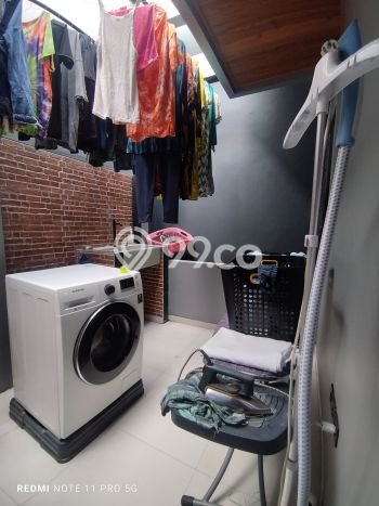 Rumah Luxury Modern Tanpa Renovasi di Joglo Jakarta Barat Rumah Luxury Modern Tanpa Renovasi di Joglo Jakarta Barat