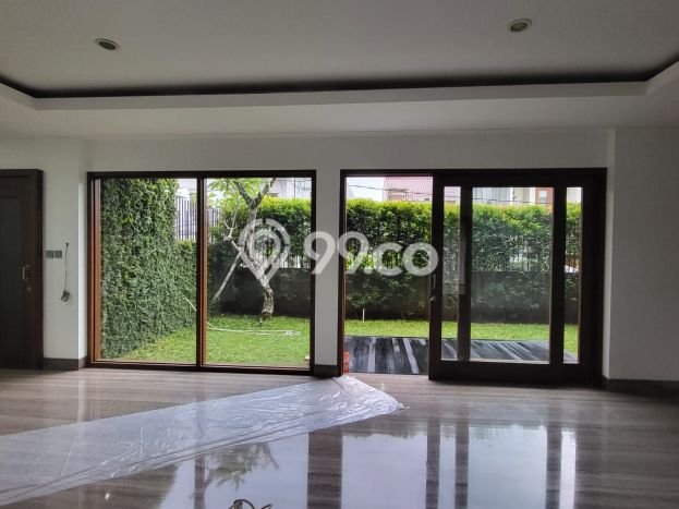 Rumah Luxury Modern Tanpa Renovasi di Pondok Indah Jakarta Selatan Rumah Luxury Modern Tanpa Renovasi di Pondok Indah Jakarta Selatan