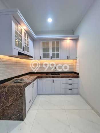 Siap Huni Rumah Mewah 4 Kamar di Jagakarsa Dekat ke Mana Saja Siap Huni Rumah Mewah 4 Kamar di Jagakarsa Dekat ke Mana Saja