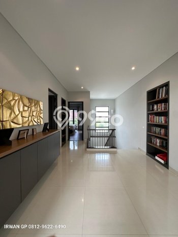 Ready to Use! Premium House LT 364m2 Desain Elegan di Mega Kuningan Ready to Use! Premium House LT 364m2 Desain Elegan di Mega Kuningan