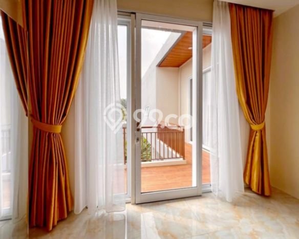 Ready to Use! Premium House LT 200m2 Desain Modern di Cinere Ready to Use! Premium House LT 200m2 Desain Modern di Cinere