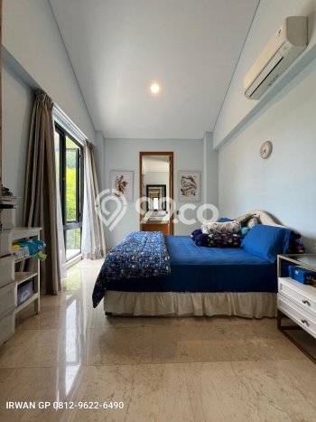 Jual Rumah Luas Elegan Dengan View Eksklusif di Bintaro, Jakarta Selatan Jual Rumah Luas Elegan Dengan View Eksklusif di Bintaro, Jakarta Selatan
