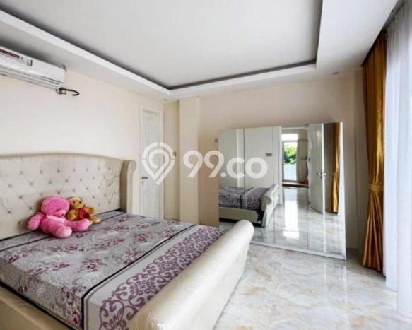 Ready to Use! Premium House LT 200m2 Desain Modern di Cinere Ready to Use! Premium House LT 200m2 Desain Modern di Cinere
