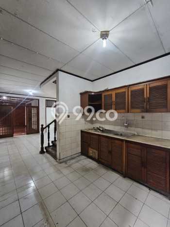Dijual Rumah Mewah Elegan Dengan View Cantik di Senayan, Jakarta Selatan Dijual Rumah Mewah Elegan Dengan View Cantik di Senayan, Jakarta Selatan