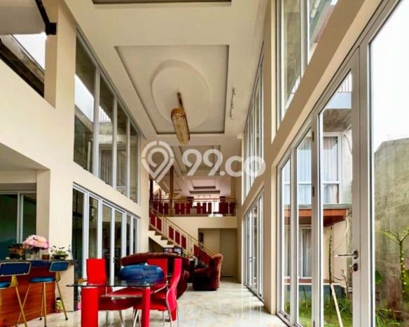 Ready to Use! Premium House LT 200m2 Desain Modern di Cinere Ready to Use! Premium House LT 200m2 Desain Modern di Cinere